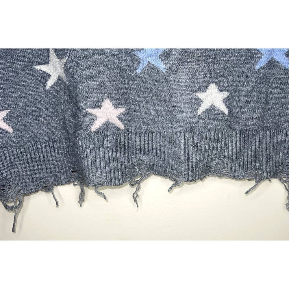 Wild Honey Size Medium Gray Distressed Cropped Sweater with Stars V Neck - Picture 5 of 5